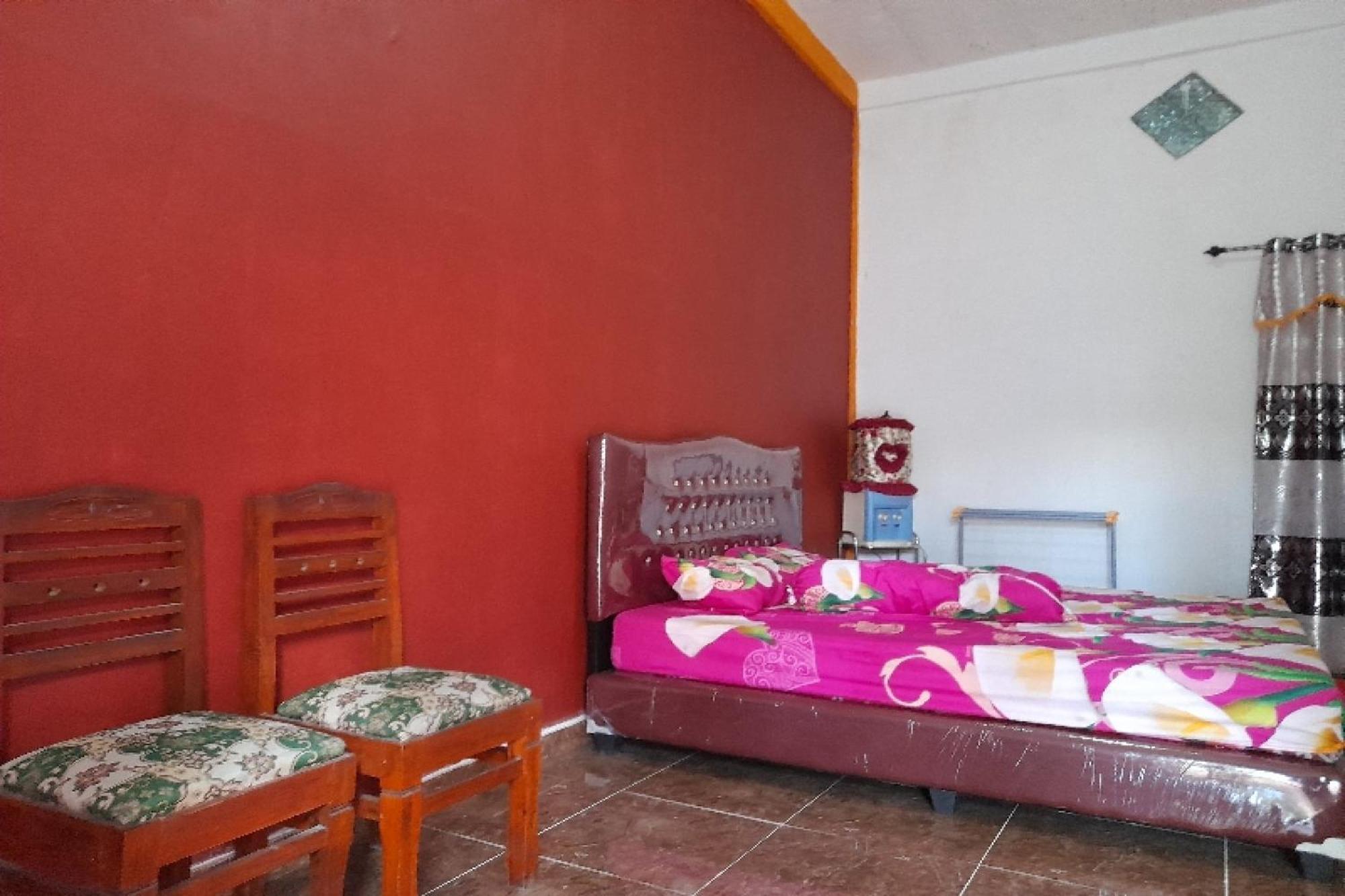 Oyo Homes 91248 Desa Wisata Banding Agung Danau Ranau Екстер'єр фото